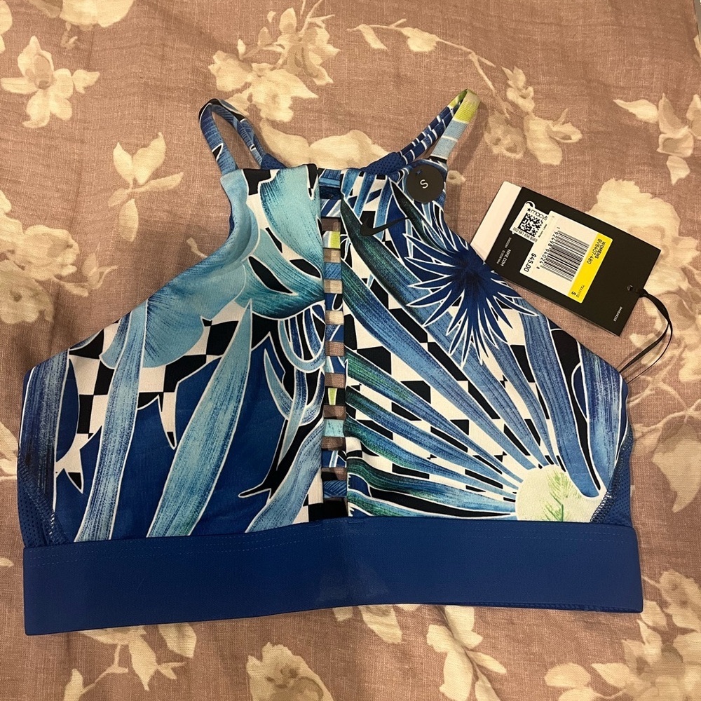NWT Nike Indy Sports Bra